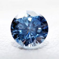 Round cut of a Memorial diamond
